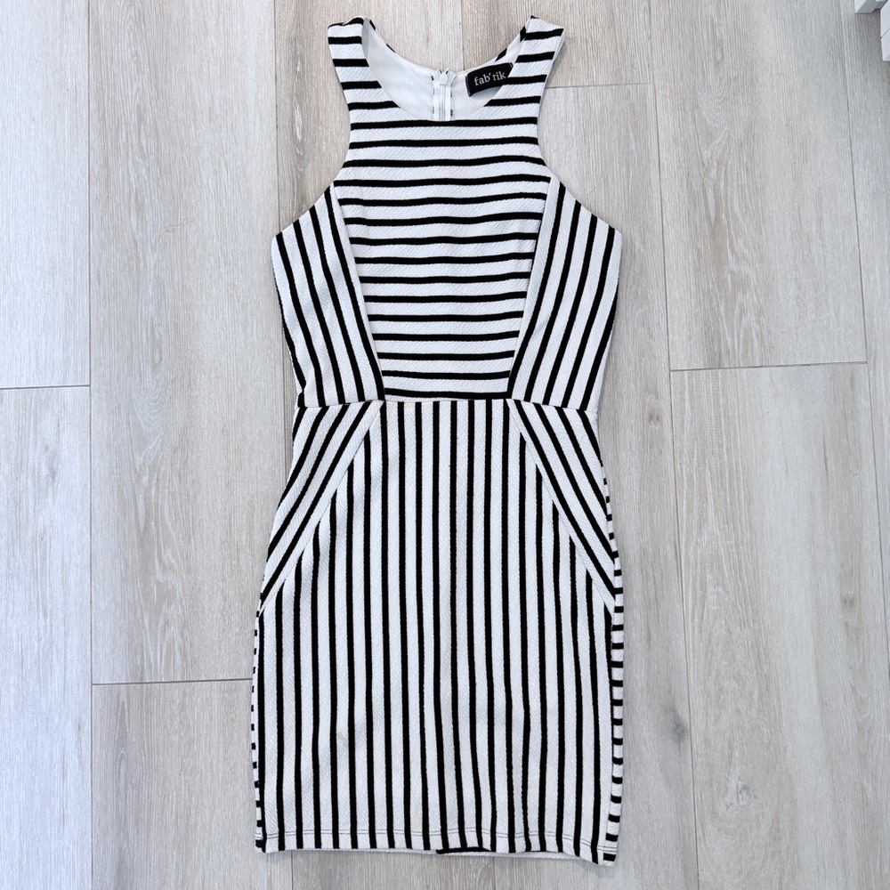 fab'rik Black and White Striped Sleeveless Bodycon Dress - Picture 2 of 6